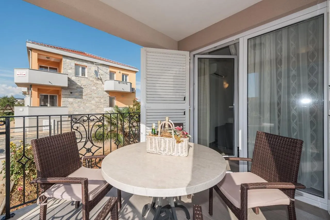 Apartments Sun And Sea Privlaka
